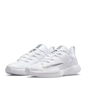 Nike Court Vapor Lite Hard Court Tennis Shoe In White